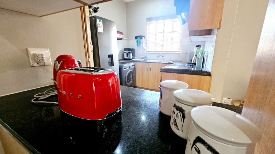 3 Bedroom Property for Sale in Safari Gardens North West